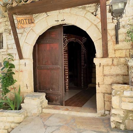 Hotel Nasho Vruho ベラト エクステリア 写真